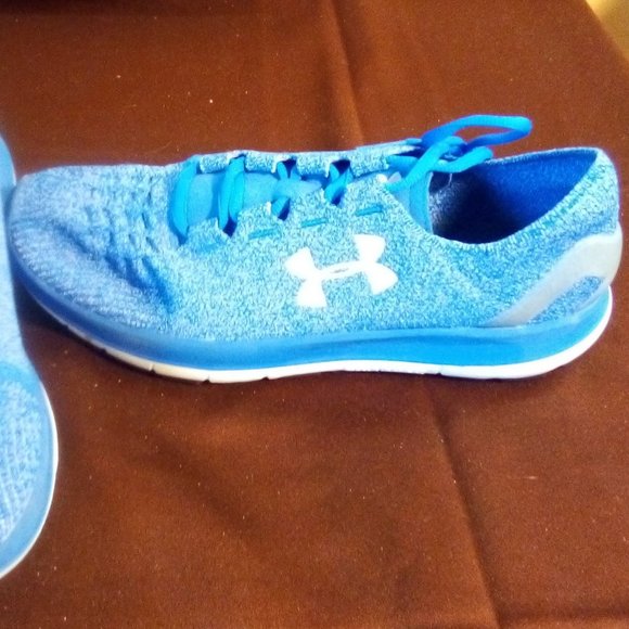 UA Shoes - Picture 5 of 6